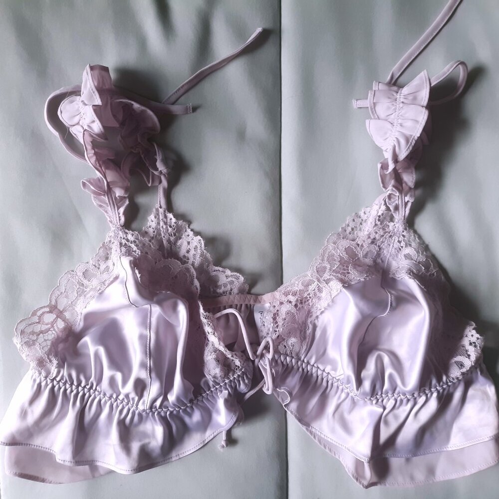 Victorias Secret For Love & Lemons Lace Ruffle Bralette